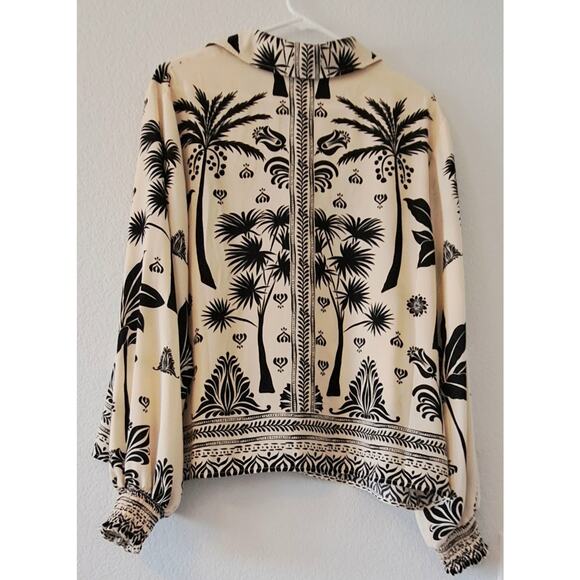 CABI XL Marrakash Button-Up Collared Blouse - Picture 4 of 7